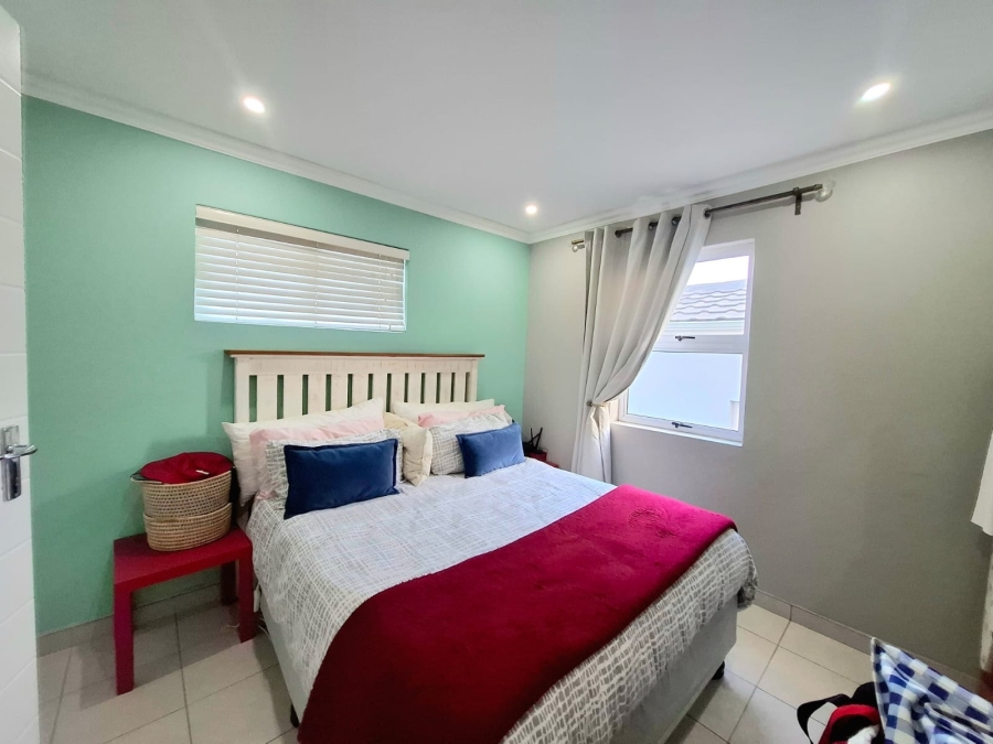 3 Bedroom Property for Sale in Nahoon Valley Park Eastern Cape